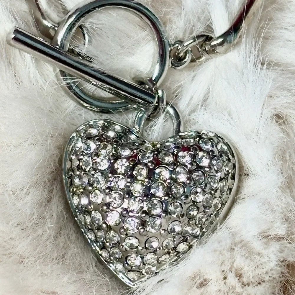 Urban Outfitters Rhinestone Crystal Heart Necklace - Picture 3 of 11